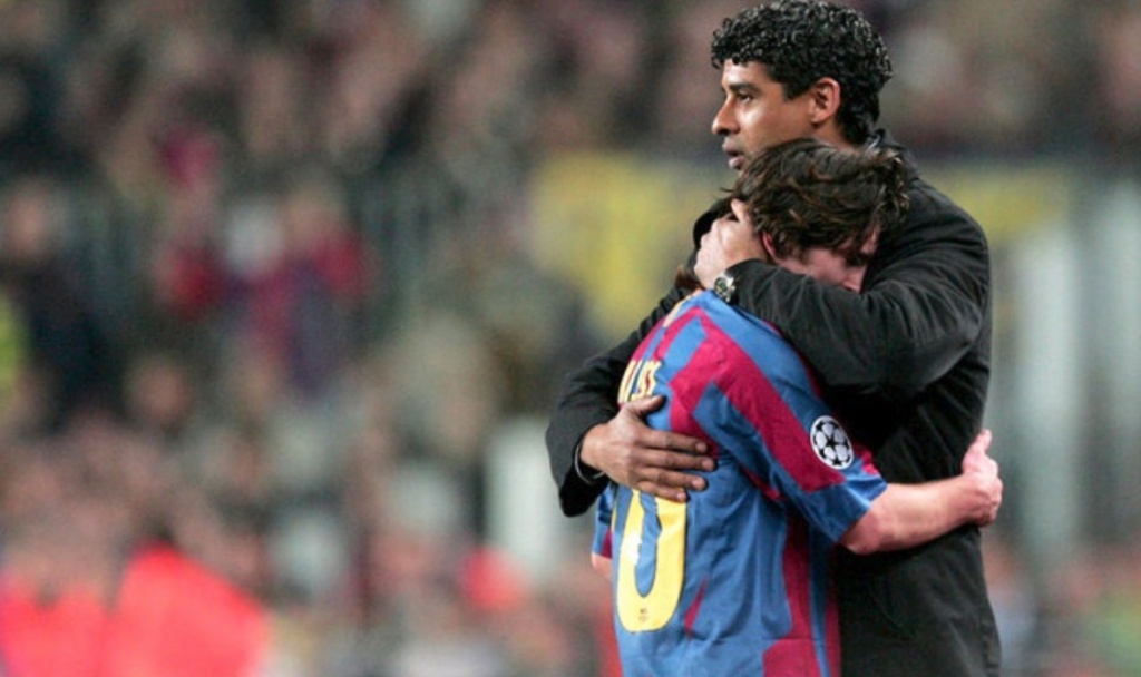 Barca chief Laporta targets Frank Rijkaard as Xavi's replacement