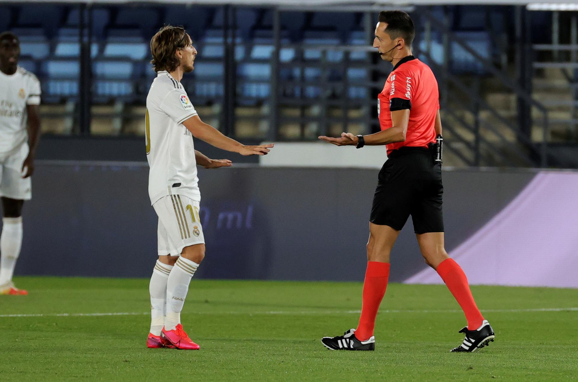 Sanchez Martinez to referee Real Madrid clash against Atletico