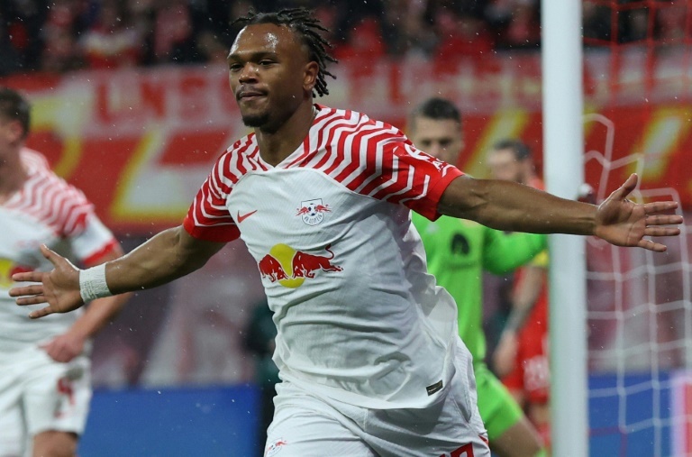 Lois Openda, Sesko take Leipzig past Union Berlin