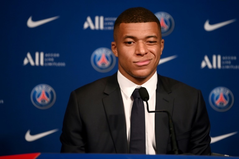 'Relevo' denies Mbappe has signed Madrid deal, only verbal agreement in place