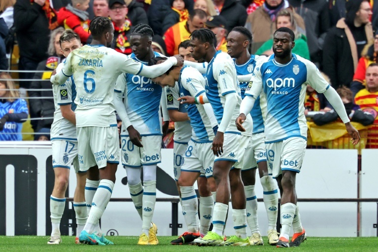 Minamino's late winner sends Monaco third in Ligue 1