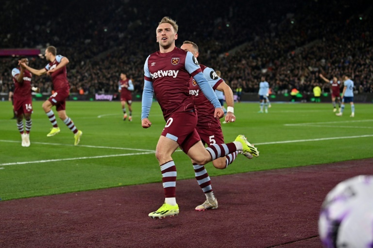 Bowen hits treble as West Ham sink Brentford to end barren run