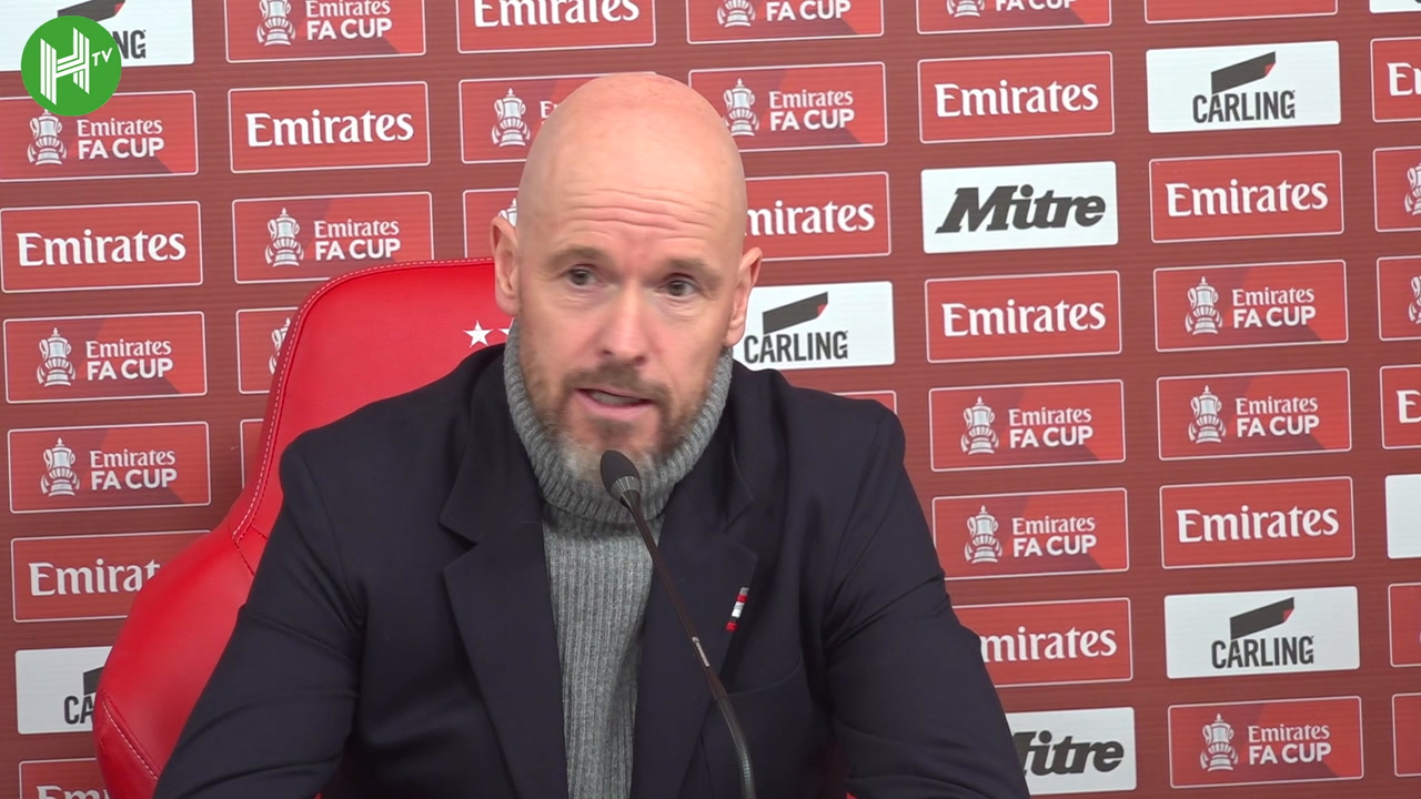 VIDEO: Erik ten Hag defends Bruno Fernandes of excessive criticism