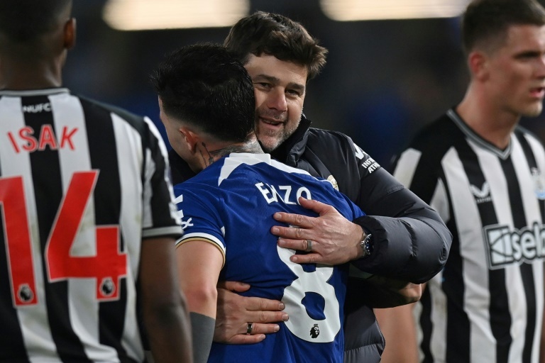 Pochettino calls for Chelsea unity after Newcastle win