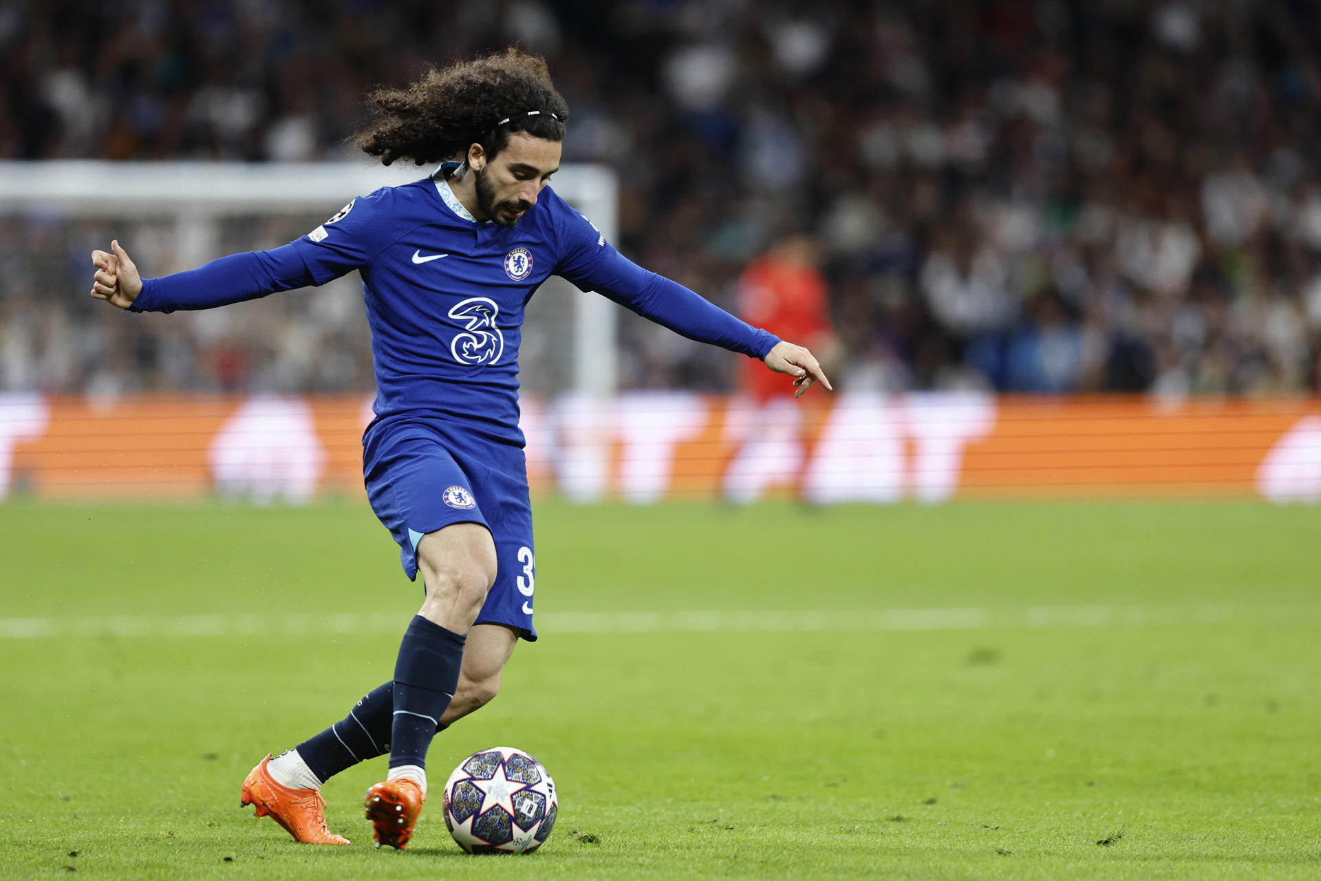 Spain’s De la Fuente calls up Chelsea’s Cucurella to replace injured Gaya