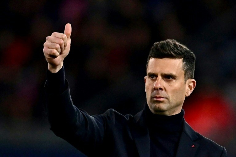 Man Utd approach Bologna coach Thiago Motta