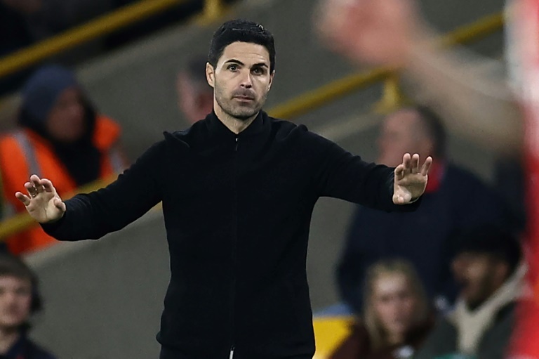 Arsenal boss Arteta warns of Chelsea danger