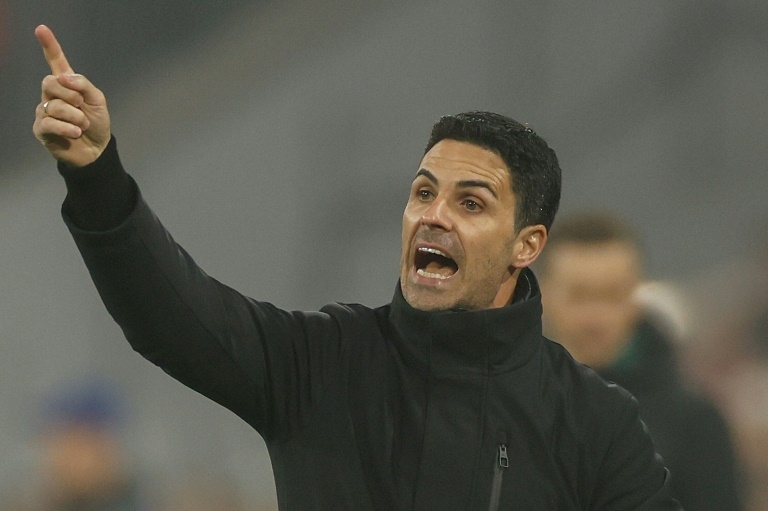 Mikel Arteta defends Chelsea boss Pochettino after Arsenal thrashing