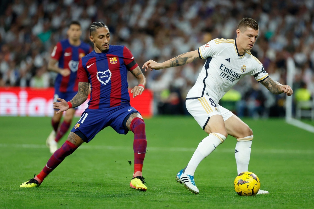 Real Madrid could have thrashed Barcelona if they "played well", says Toni Kroos