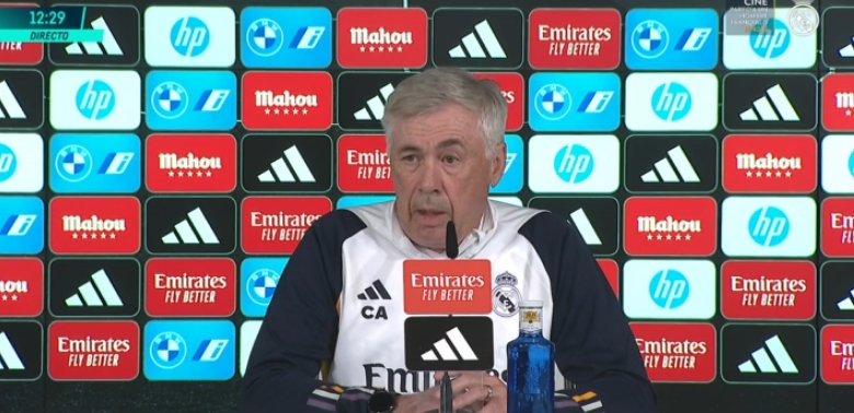 Madrid's Ancelotti backs Xavi Hernandez's decision to stay at Barca