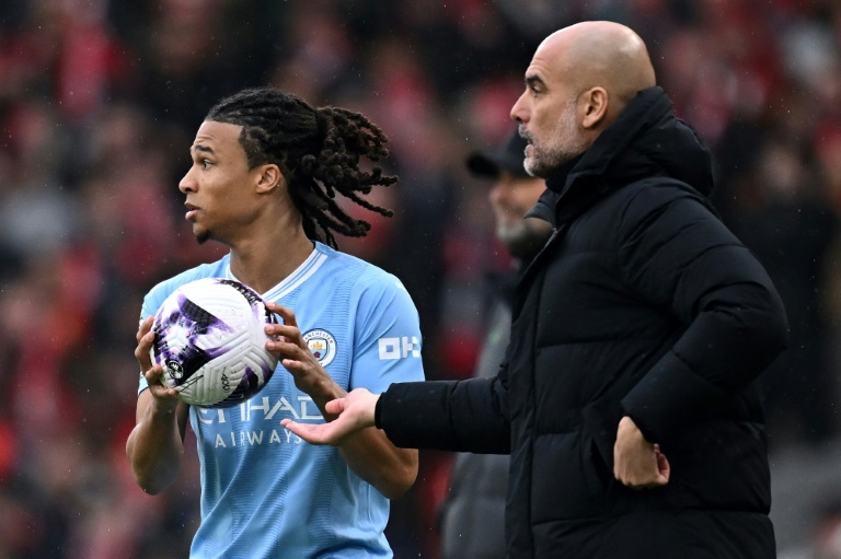 Ake confident Man City can overhaul Arsenal in title race