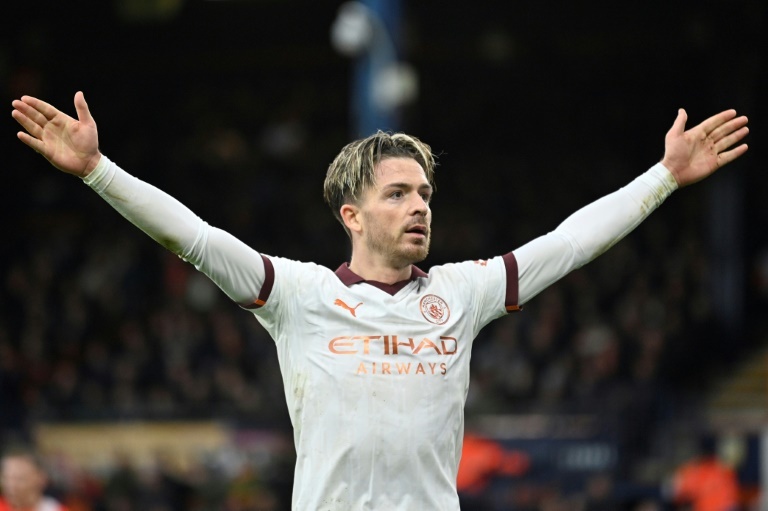 Chelsea plan to sign Grealish from Man City after Palmer success