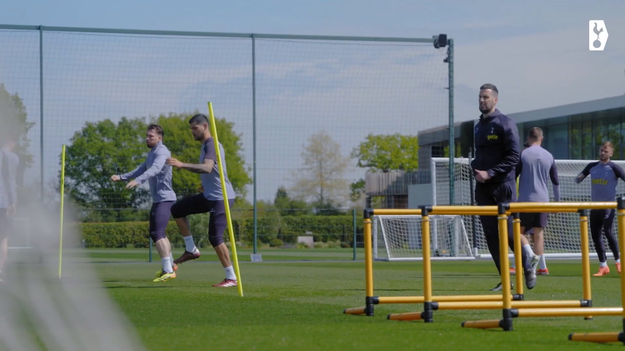 VIDEO: Son & Spurs work ahead of crucial clash with Chelsea