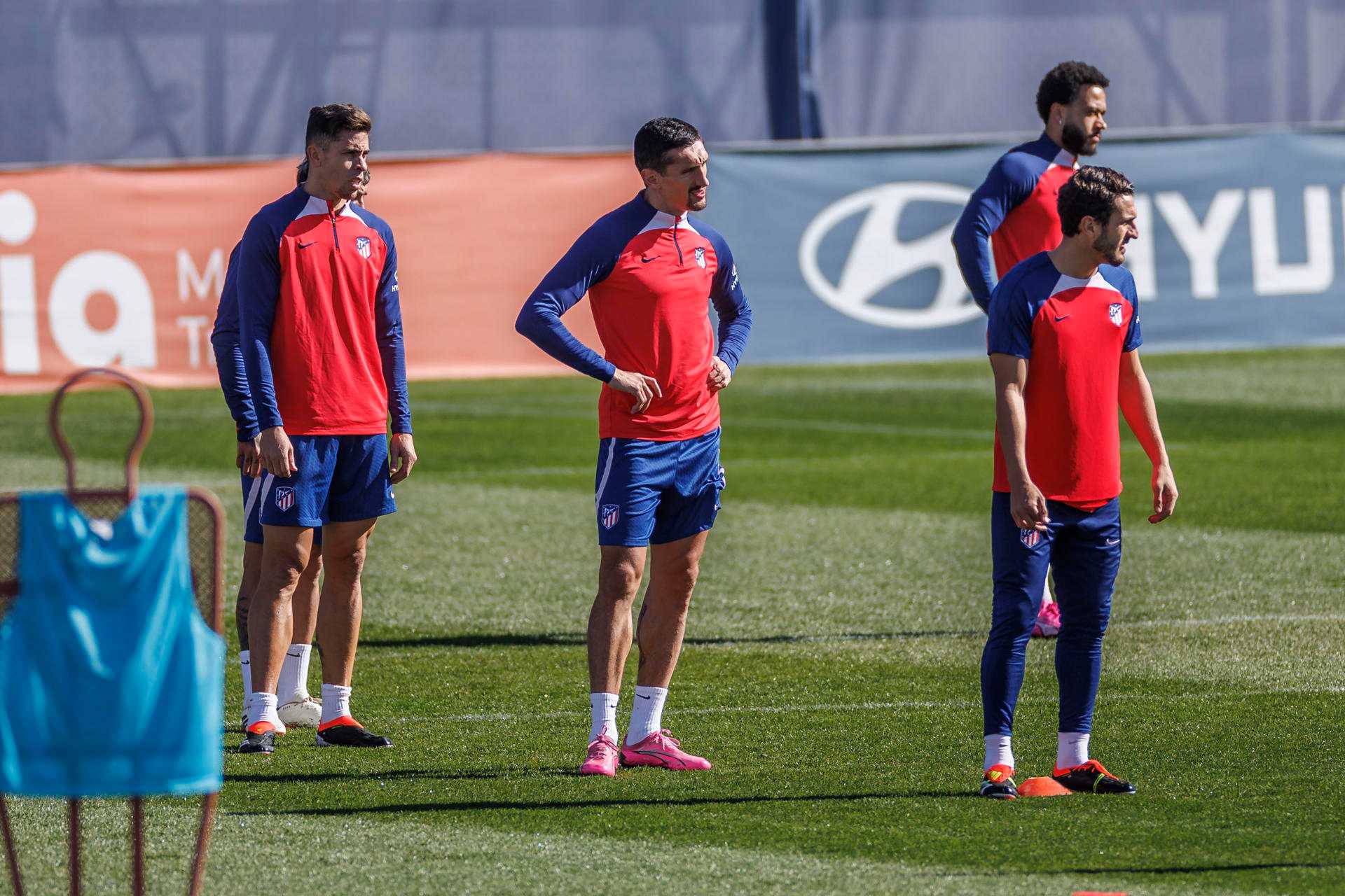 Gabriel Paulista back in Atletico training