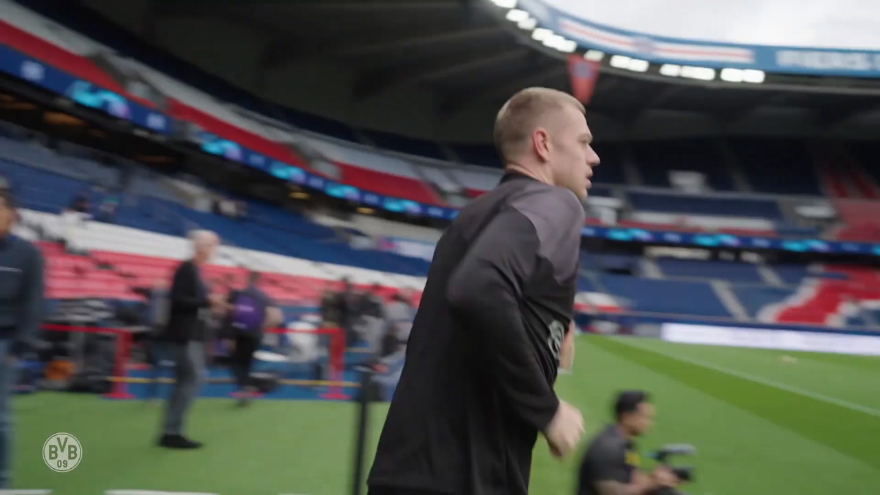 VIDEO: Sancho, Reus and co. training at Parc des Princes