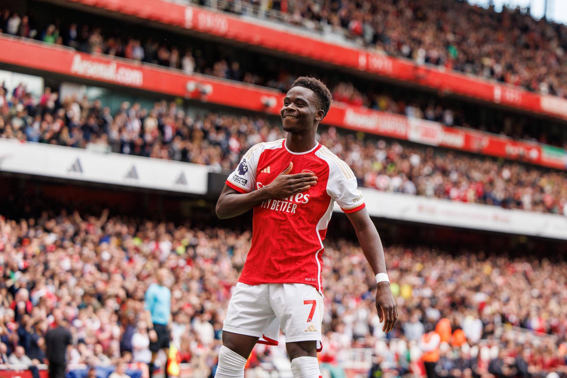 Arsenal's Saka ready for 'beautiful challenge' to overtake Man City in title race