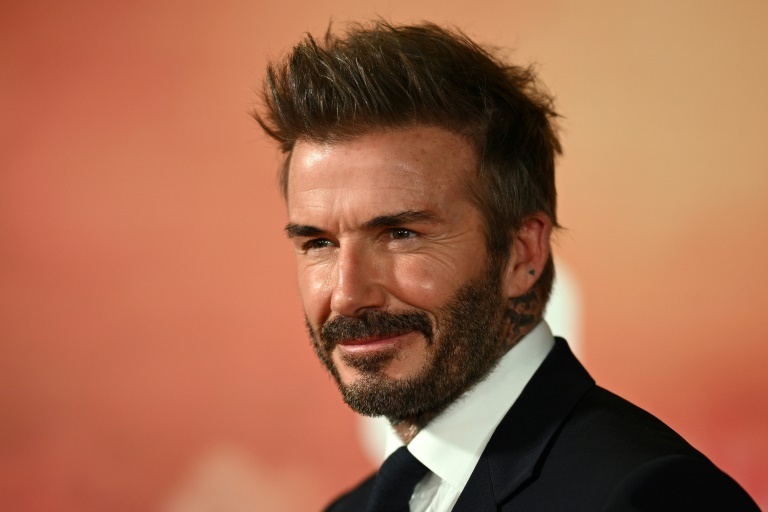 Beckham urges Man Utd flops to prove they are 'motivated'