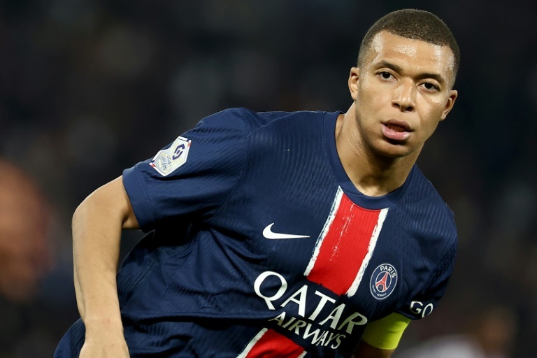 Mbappe bids farewell to PSG fans with defeat in final home game