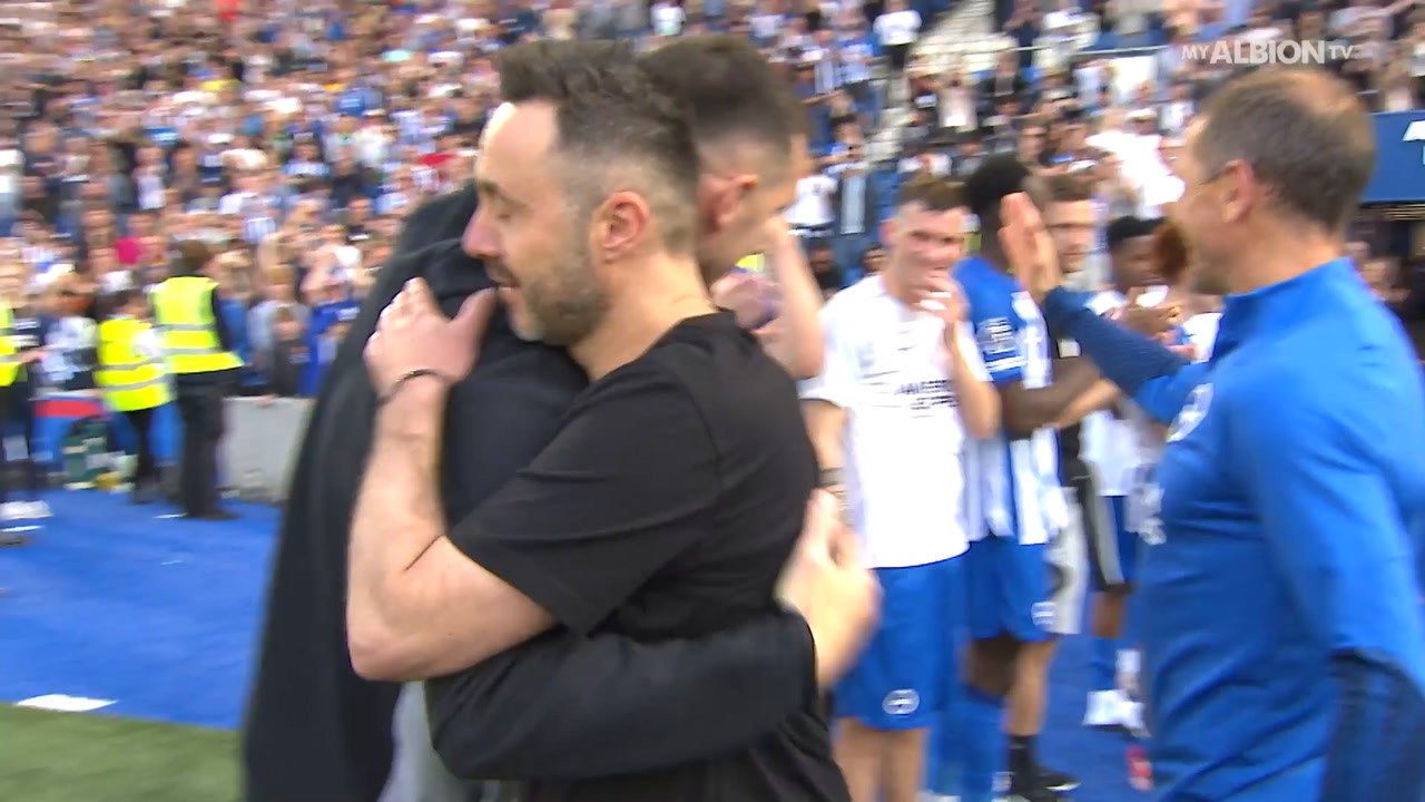 VIDEO: Roberto De Zerbi's farewell to Brighton