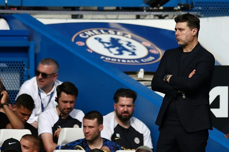 Chelsea to 'go for young coach' in case Pochettino leaves