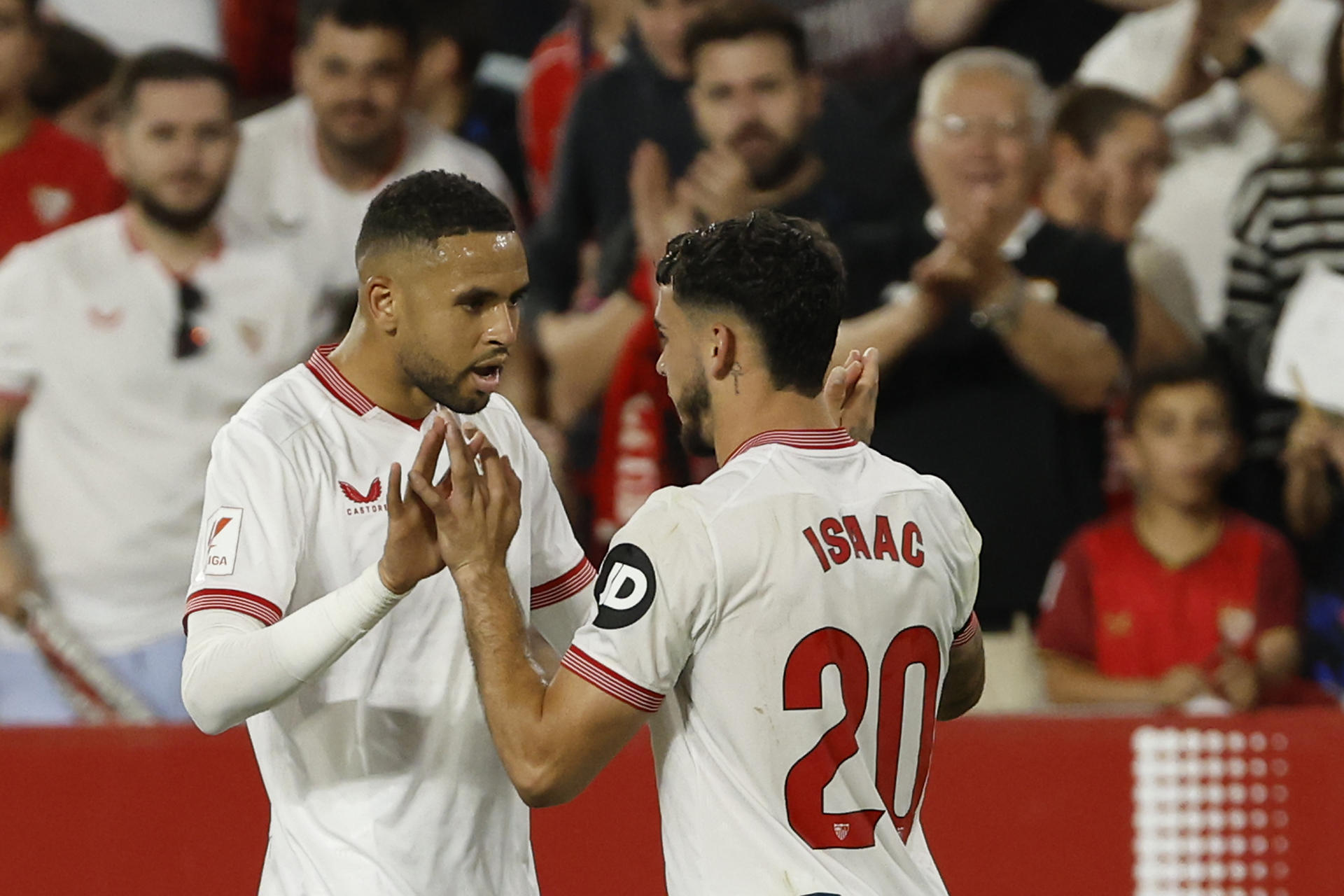 Romero confident of renewing his Sevilla contract