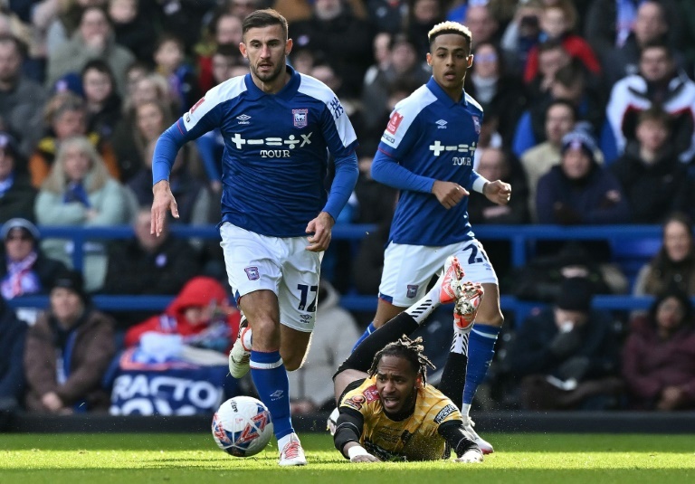 McKenna snubs Man Utd interest, signs new contract as Ipswich boss