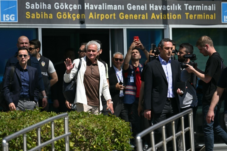 New Fenerbahce coach Mourinho arrives in Istanbul