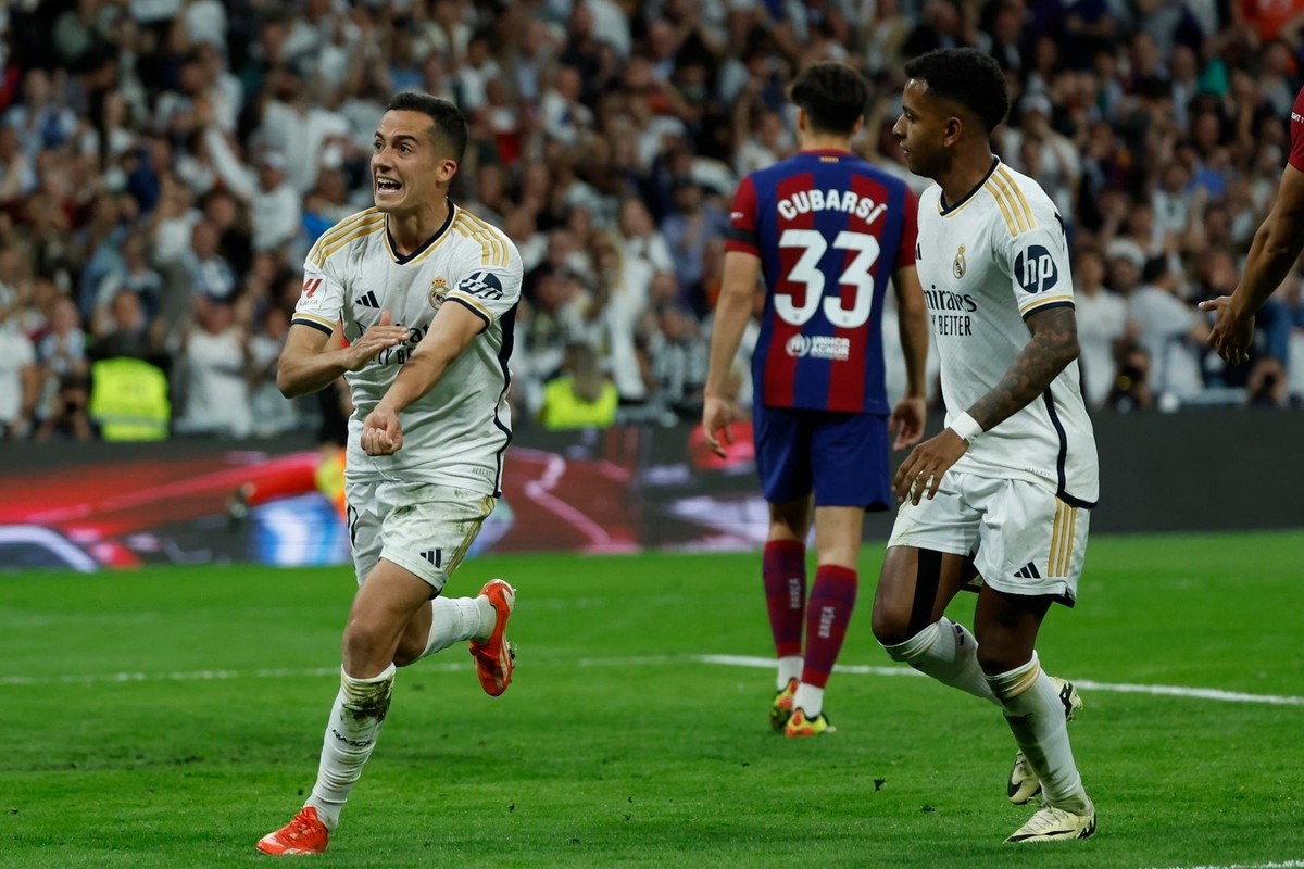 Lucas Vazquez set to stay at Real Madrid after reaching agreement on new contract