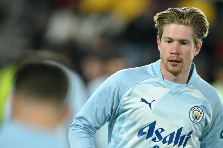 De Bruyne doesn't rule out move to Saudi club