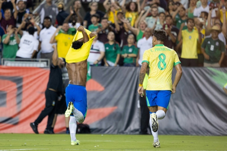 Endrick grabs winner as Brazil sink Mexico 3-2