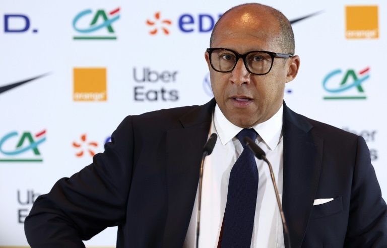 French football boss defends freedom of expression of players