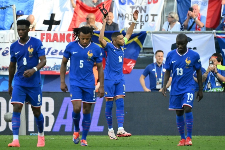 Mbappe, Lewandowski score penalties as France and Poland draw at Euros