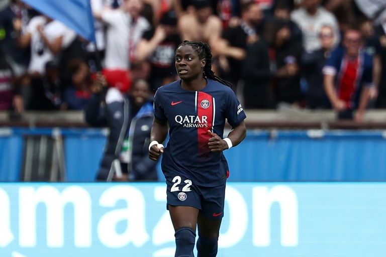 Malawi striker Chawinga joins Lyon women