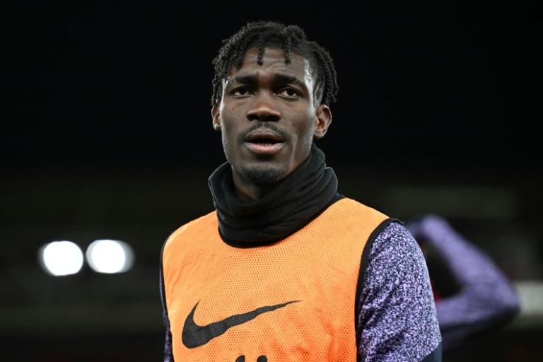 Tottenham midfielder Bissouma says sorry after laughing gas video