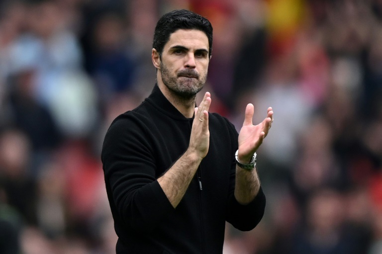 Arteta says Arsenal must be almost 'perfect' to take title from Man City