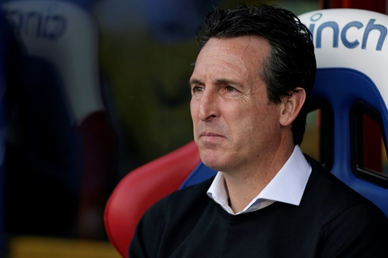 Villa are not top four contenders, warns Emery