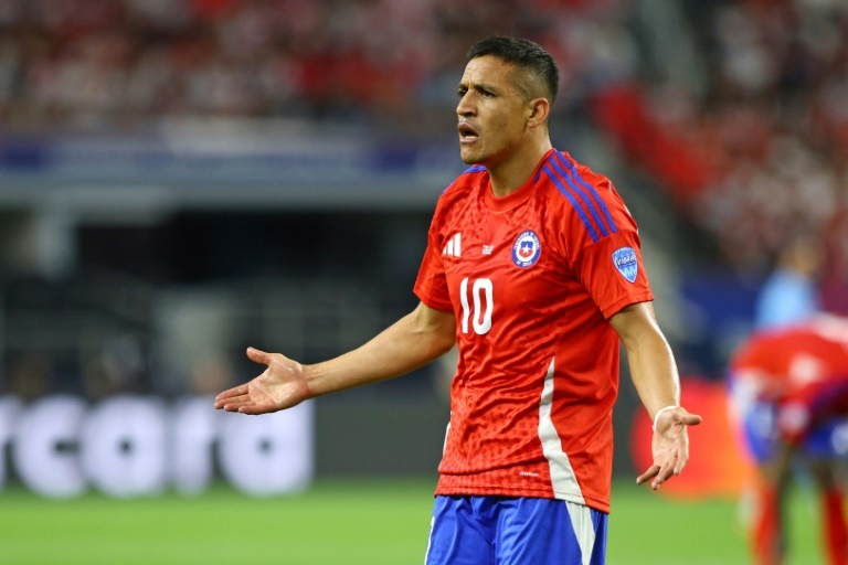 Udinese leave Alexis Sanchez out of Serie A squad