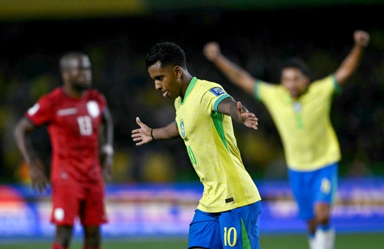 Rodrygo on target as Brazil down Ecuador