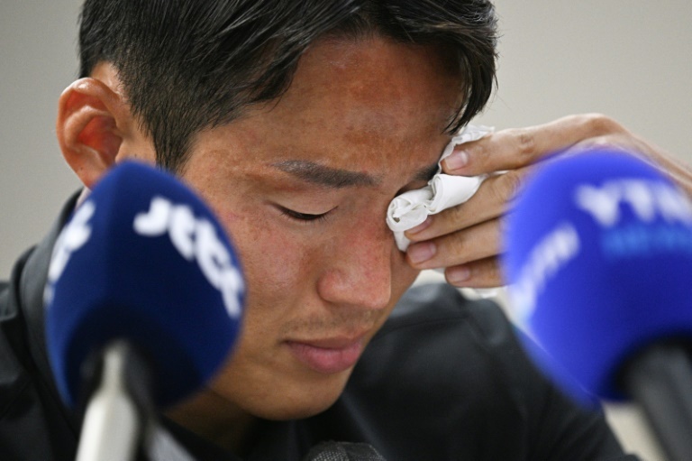 Korea star Son Jun-ho in tears as he denies 'ridiculous' China match-fix charges