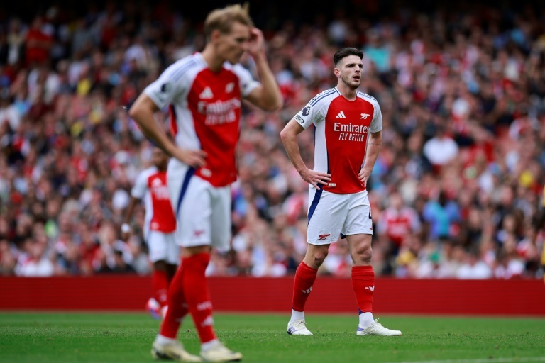 Arsenal depleted for Spurs trip, Ten Hag under scrutiny at Southampton