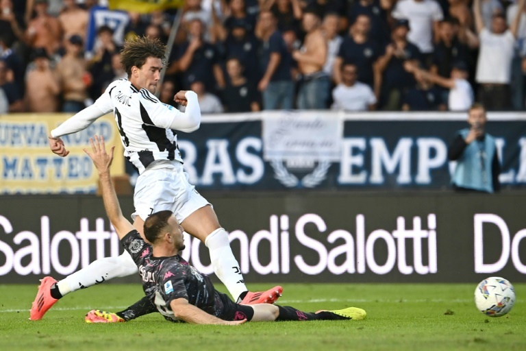 Juventus held at Empoli ahead of Champions League return