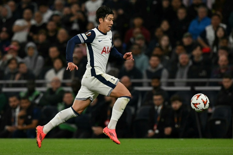 Spurs skipper Son in race to recover from injury for Man Utd clash