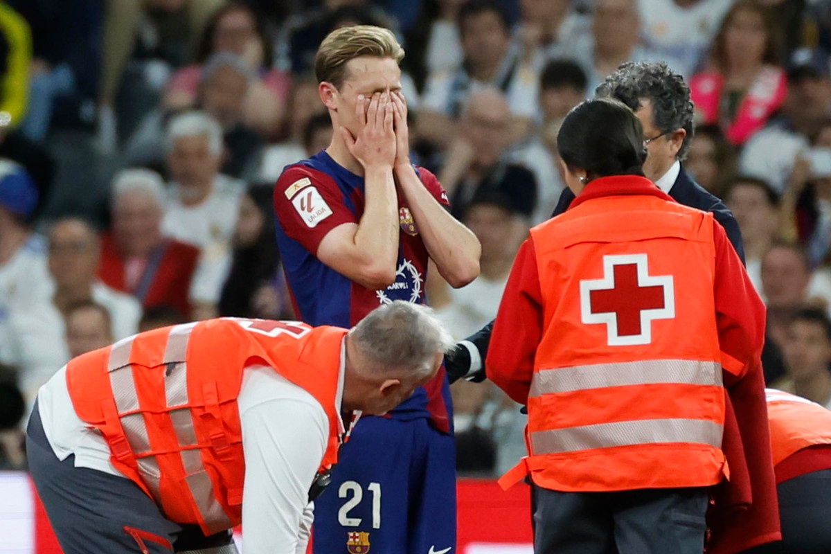 Reoccuring injuries caused "mental trauma", admits Frenkie de Jong