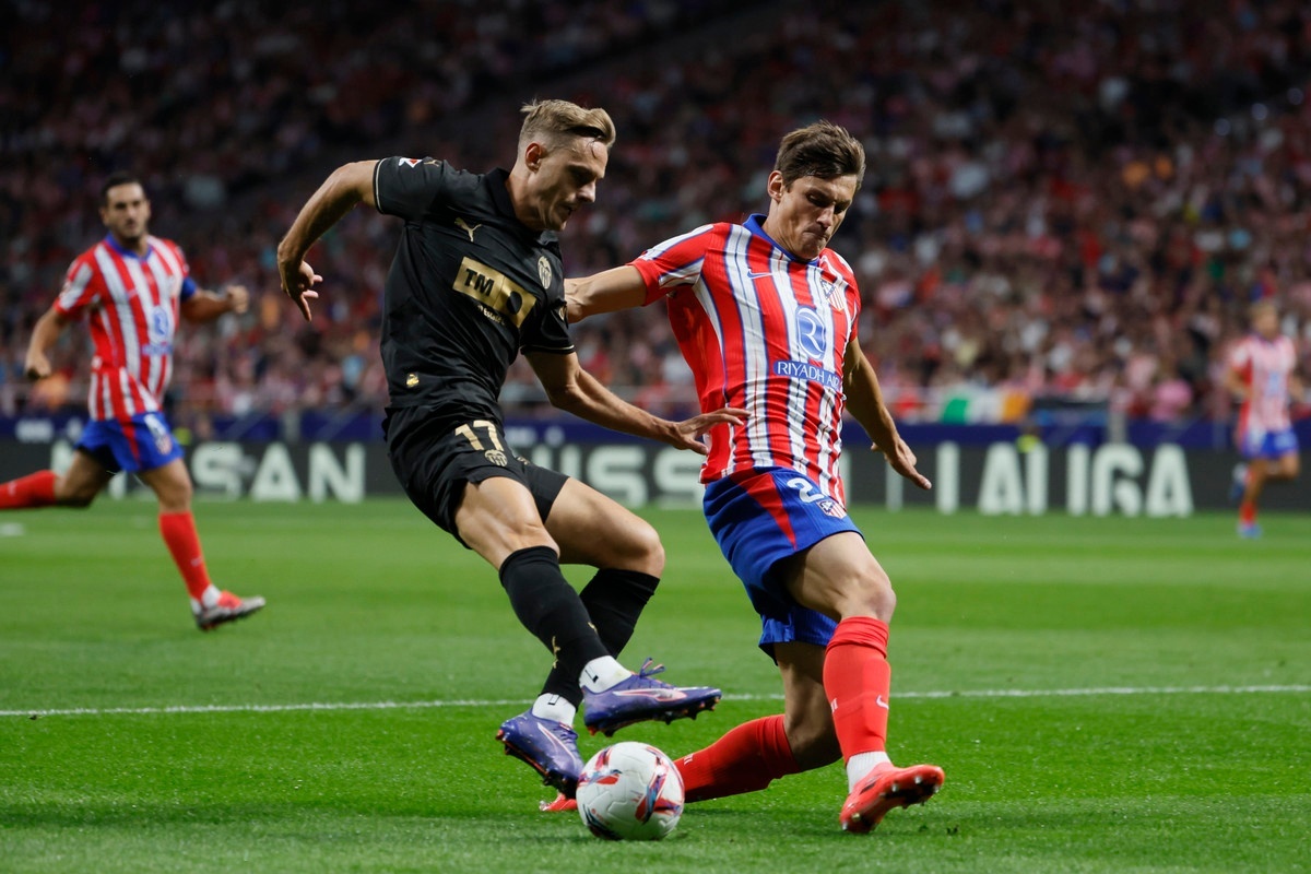 Atletico's Le Normand suffers traumatic brain injury after Madrid derby