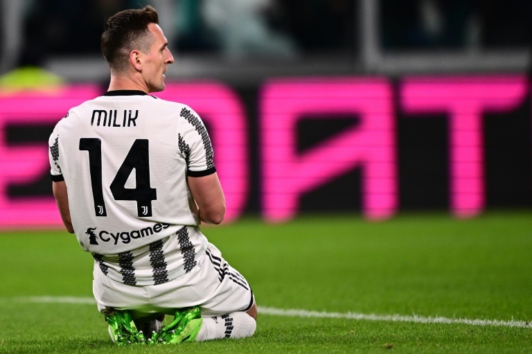 Juventus striker Milik undergoes arthroscopic surgery