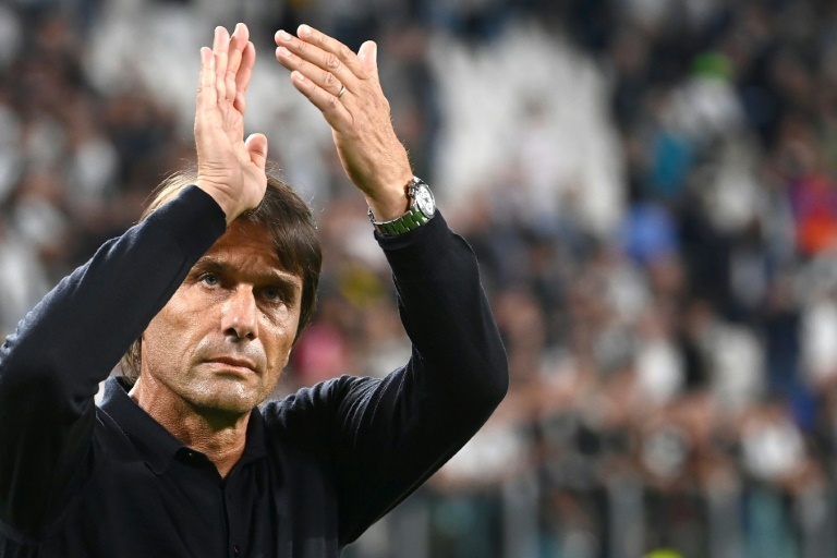 Conte plays down Napoli's title chances