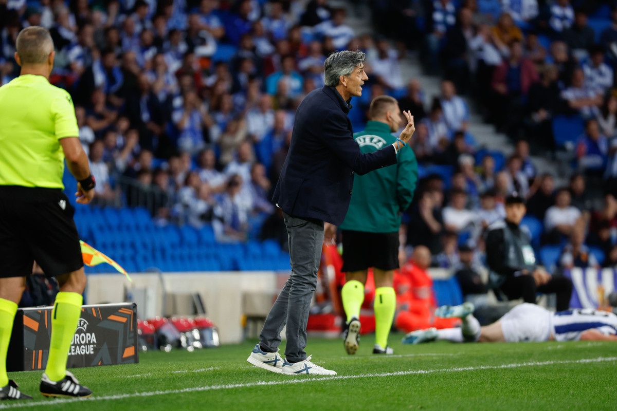 "I feel shame and sorrow" - Real Sociedad coach hits out at Anderlecht ultras