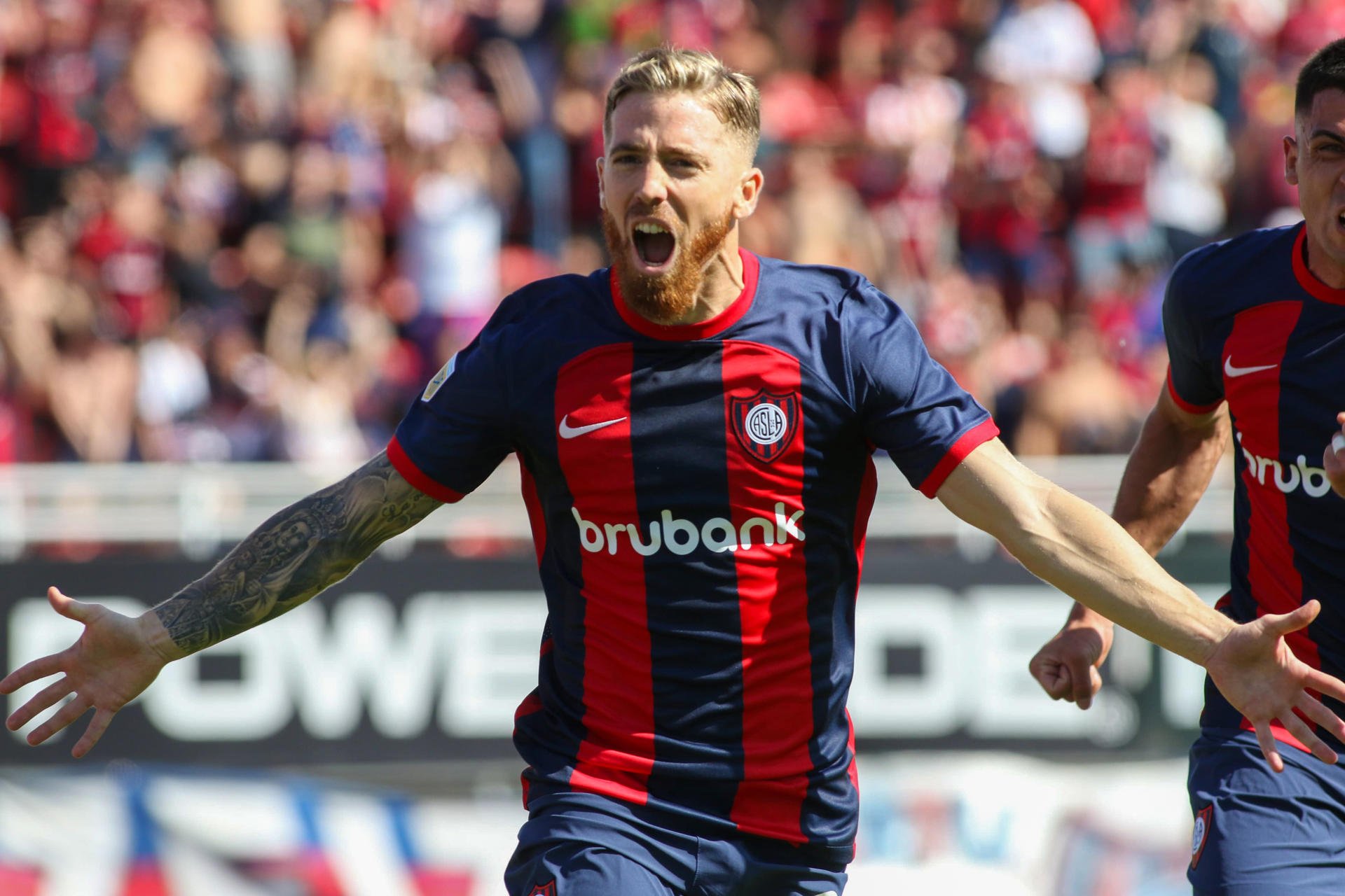 Muniain's coach at San Lorenzo resigns