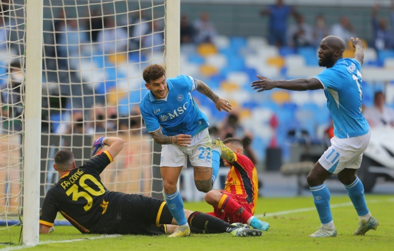 Di Lorenzo fires Napoli past Lecce and five points clear