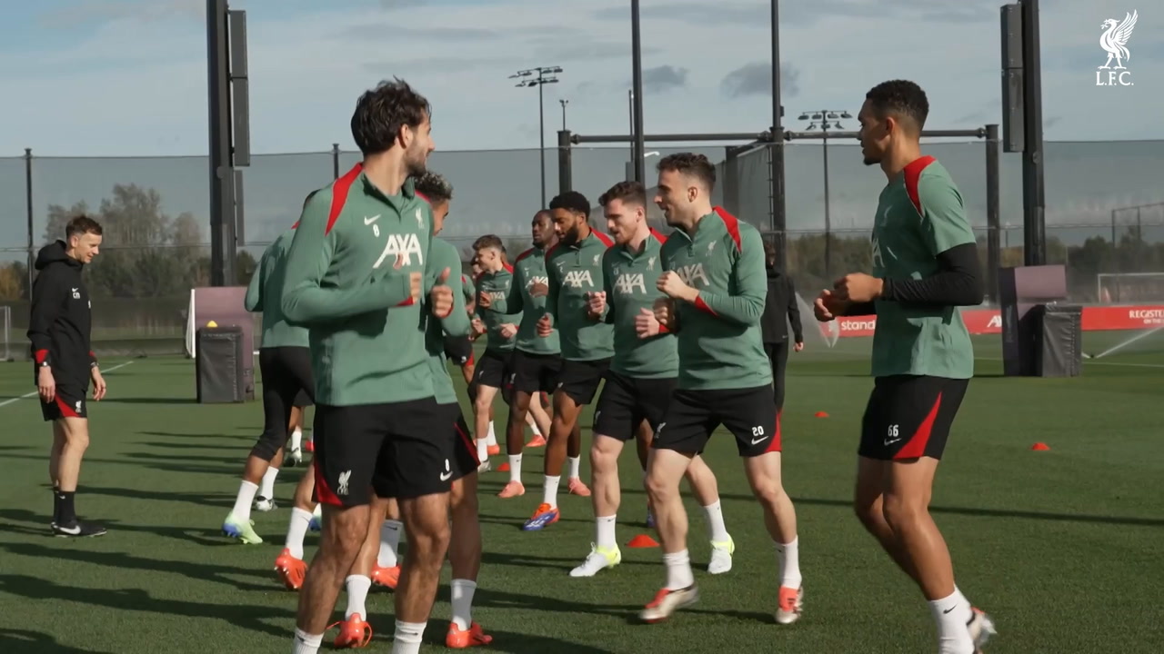 VIDEO: Whose the fastest? Liverpool squad to head-to-head in sprint drills